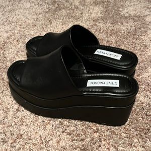 Steve Madden black wedge sandals